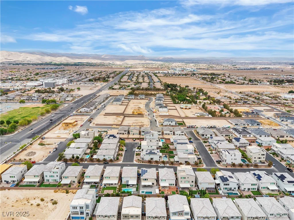 11228 Burning River, Las Vegas, NV 89183