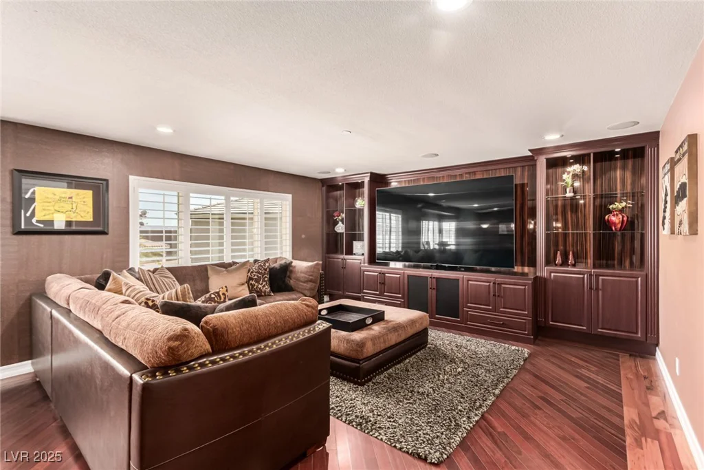 8464 Cambria Cellars, Las Vegas, NV 89139