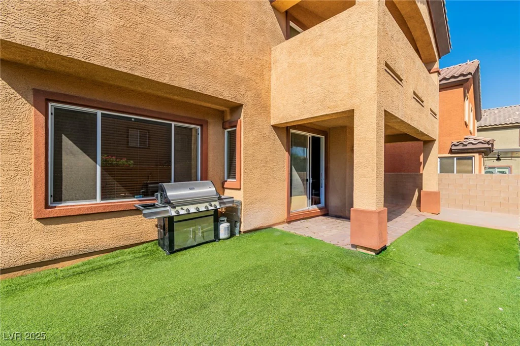 41 Stablewood, North Las Vegas, NV 89084
