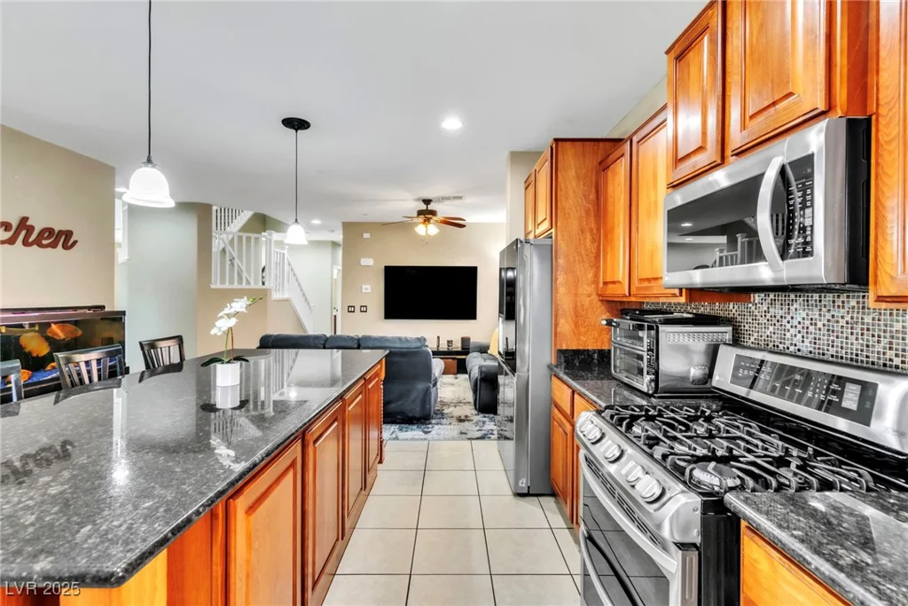 41 Stablewood, North Las Vegas, NV 89084
