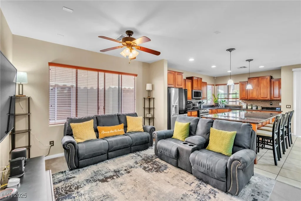 41 Stablewood, North Las Vegas, NV 89084