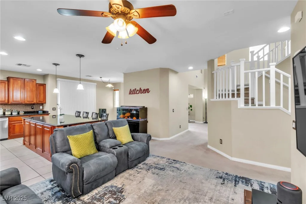 41 Stablewood, North Las Vegas, NV 89084