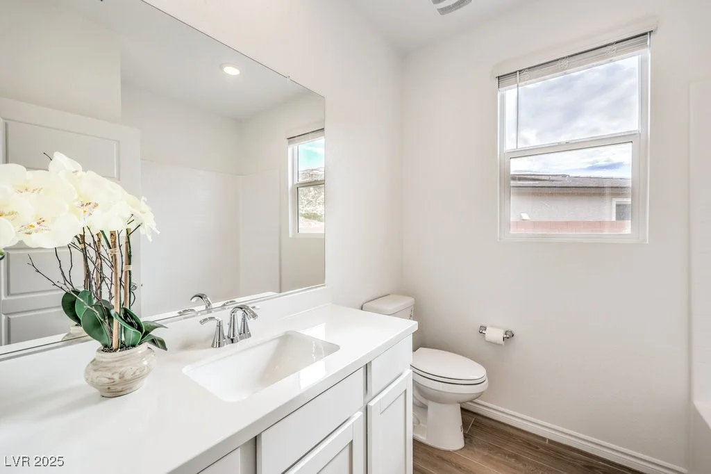 9689 Slate Peak, Las Vegas, NV 89178
