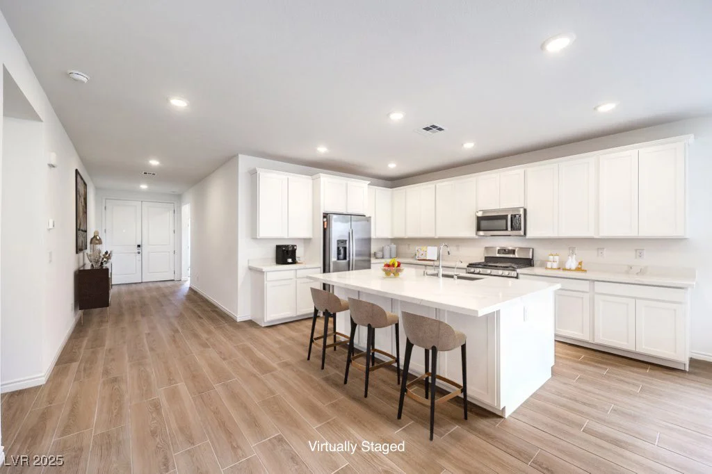 9689 Slate Peak, Las Vegas, NV 89178
