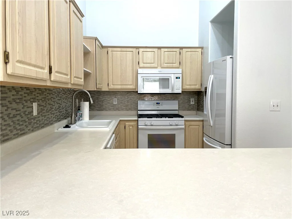 855 Stephanie, Henderson, NV 89014