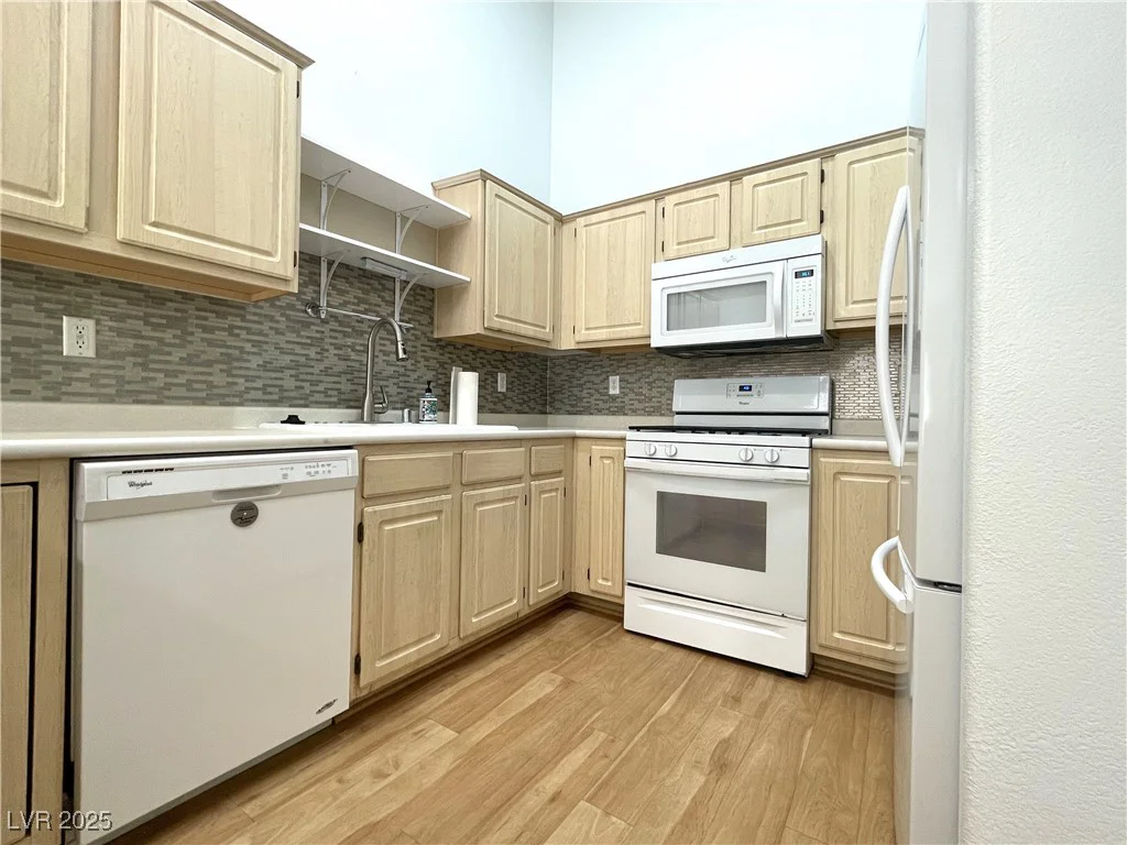 855 Stephanie, Henderson, NV 89014