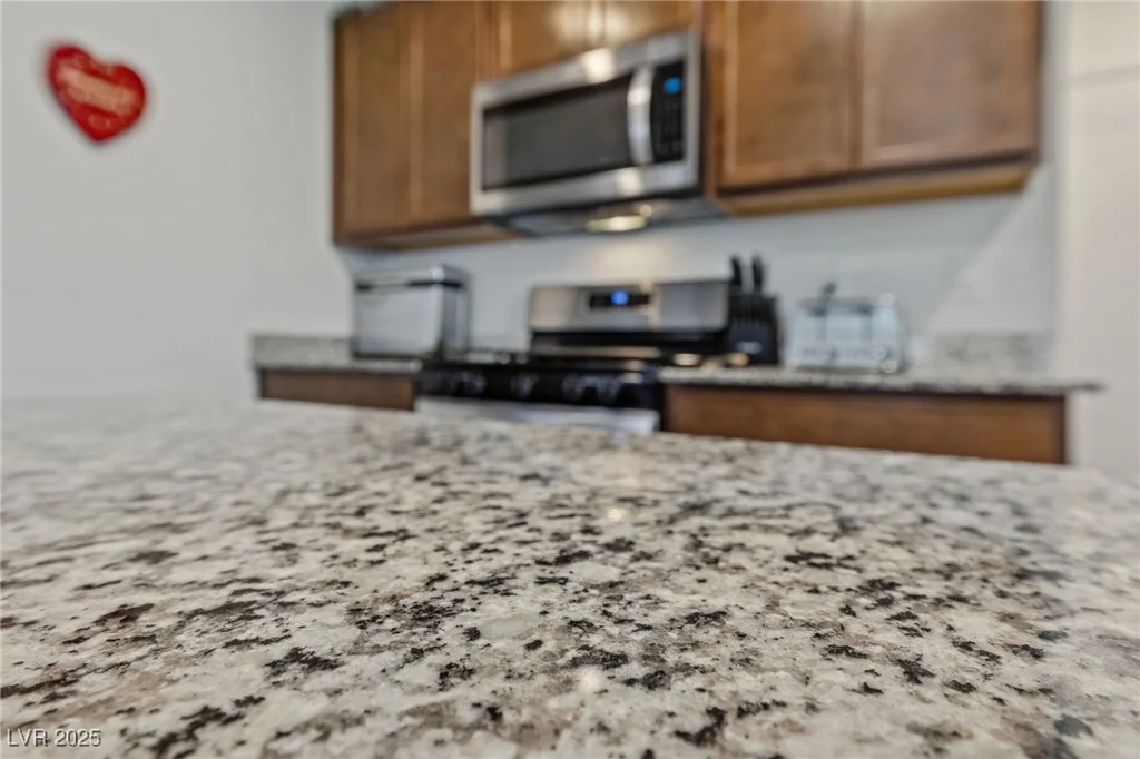 6824 Toros, North Las Vegas, NV 89086