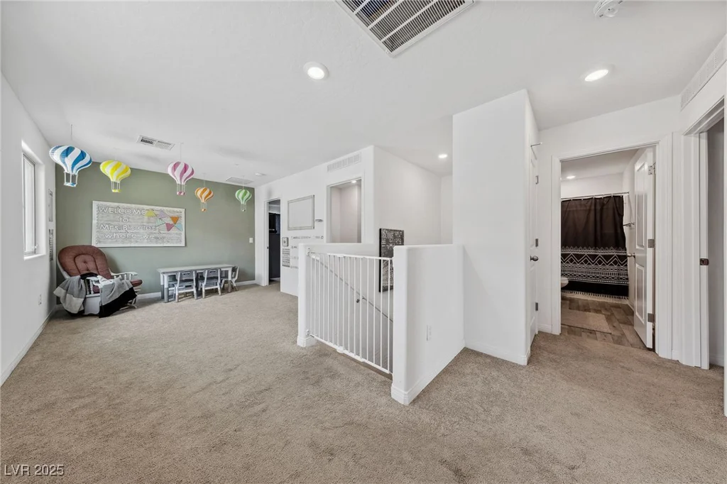 6824 Toros, North Las Vegas, NV 89086