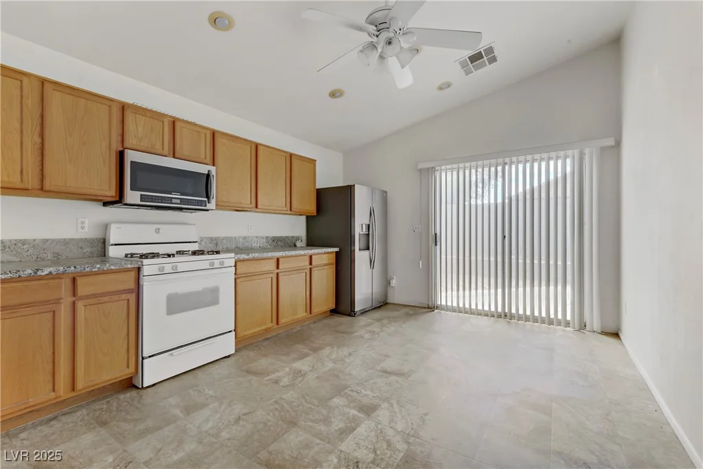 6597 Kanaka Peak, Las Vegas, NV 89156