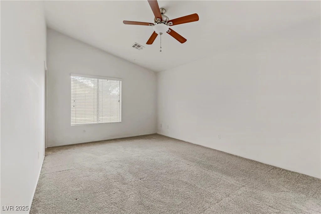 6597 Kanaka Peak, Las Vegas, NV 89156