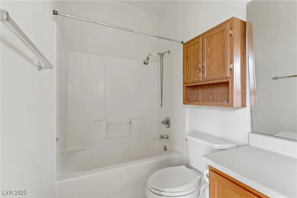 6597 Kanaka Peak, Las Vegas, NV 89156