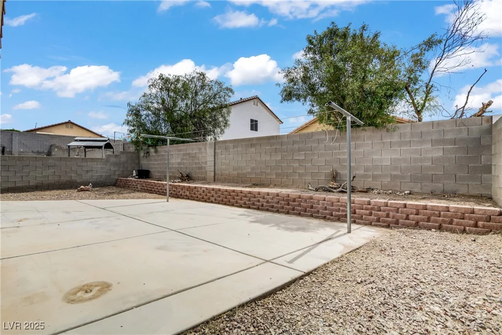 6597 Kanaka Peak, Las Vegas, NV 89156
