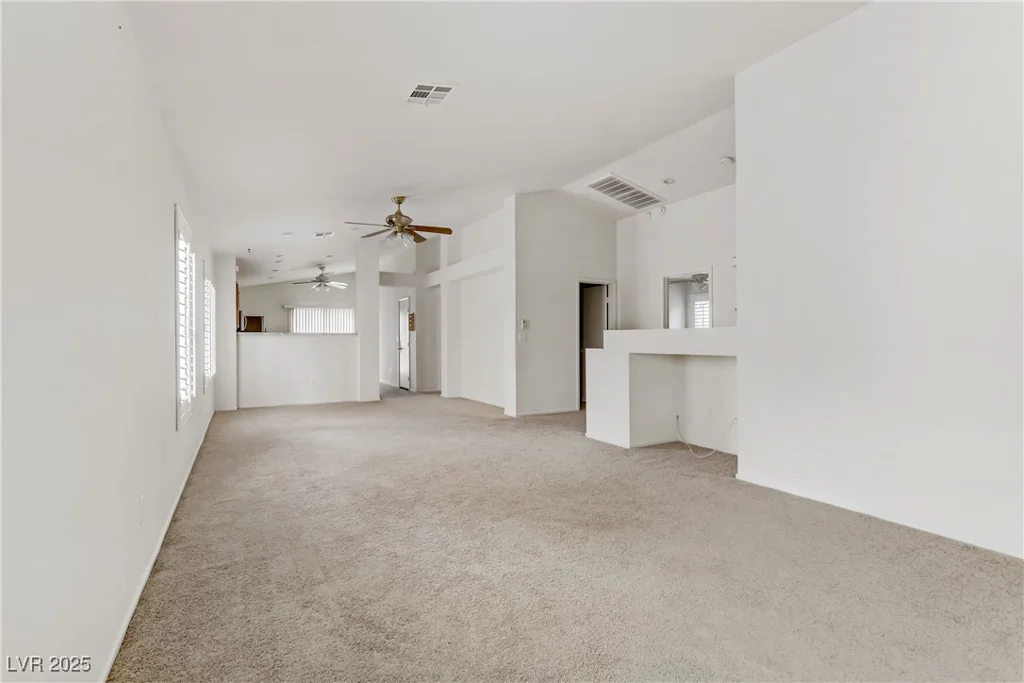 6597 Kanaka Peak, Las Vegas, NV 89156