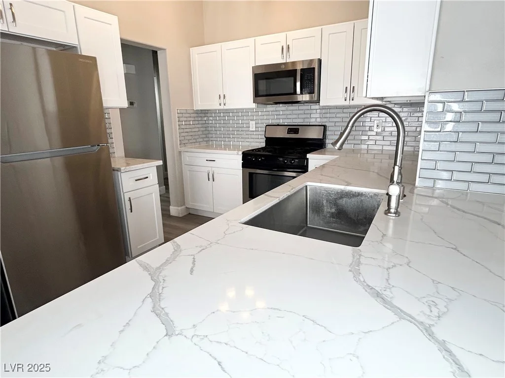 124 Winley Chase, North Las Vegas, NV 89032