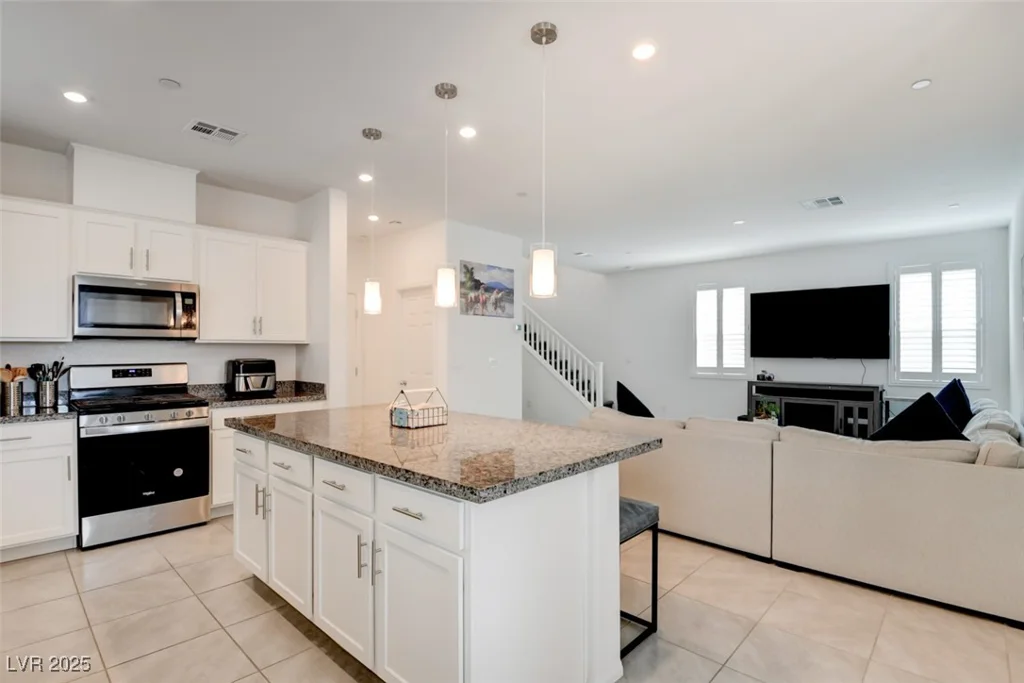 10957 Oregano, Las Vegas, NV 89166
