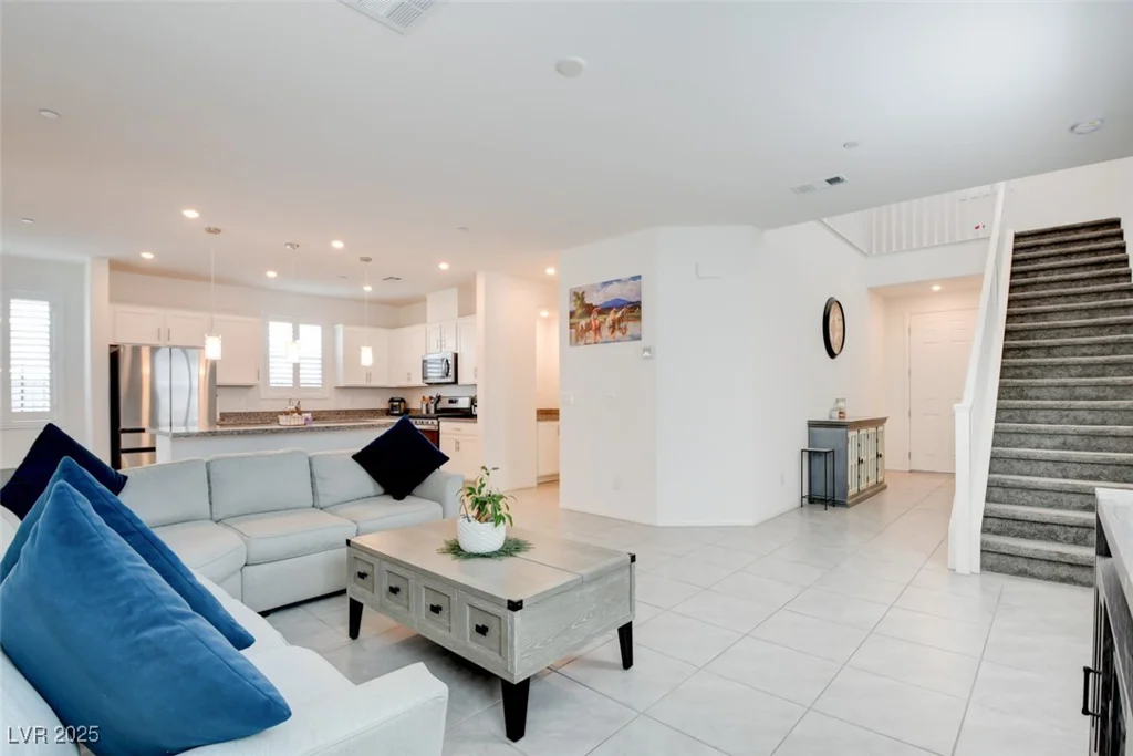 10957 Oregano, Las Vegas, NV 89166