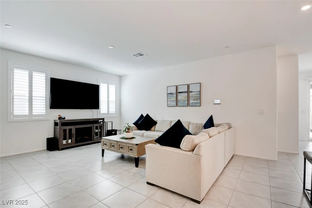 10957 Oregano, Las Vegas, NV 89166