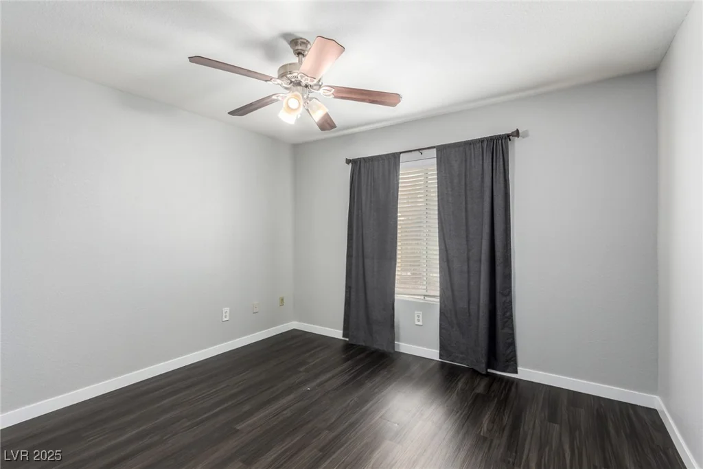 8070 Russell, Las Vegas, NV 89113