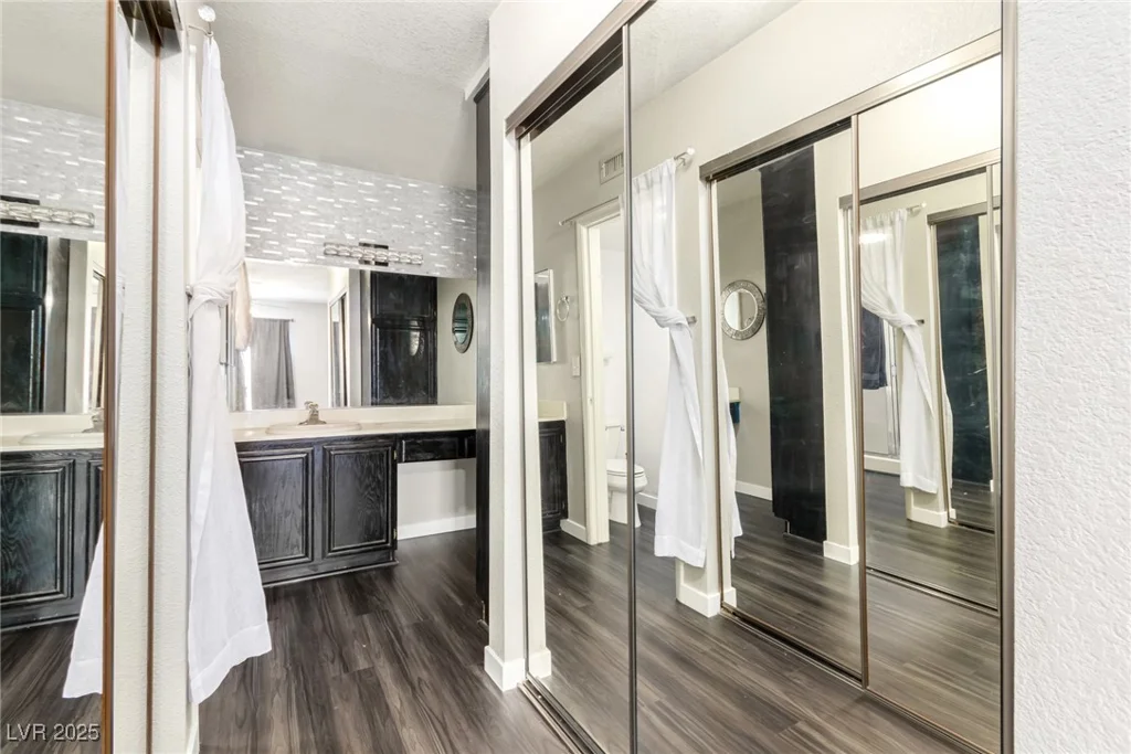 8070 Russell, Las Vegas, NV 89113