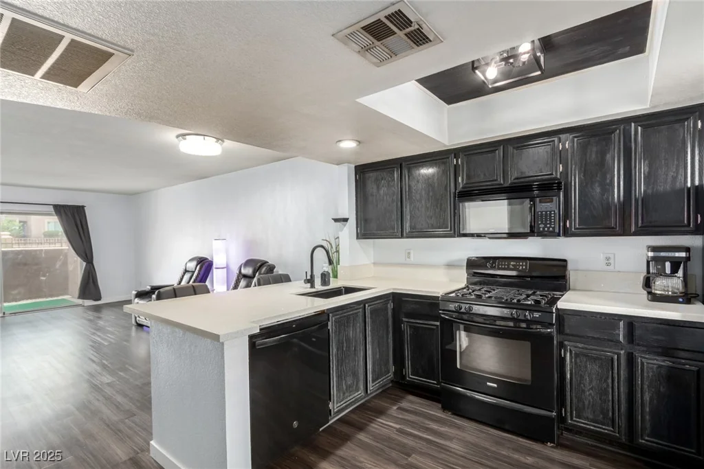 8070 Russell, Las Vegas, NV 89113
