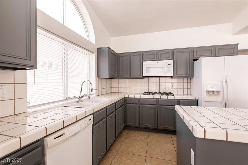 9044 Crimson Clover, Las Vegas, NV 89134