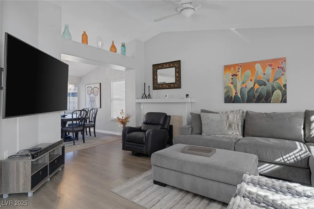 6308 Canyon Ridge, Las Vegas, NV 89108