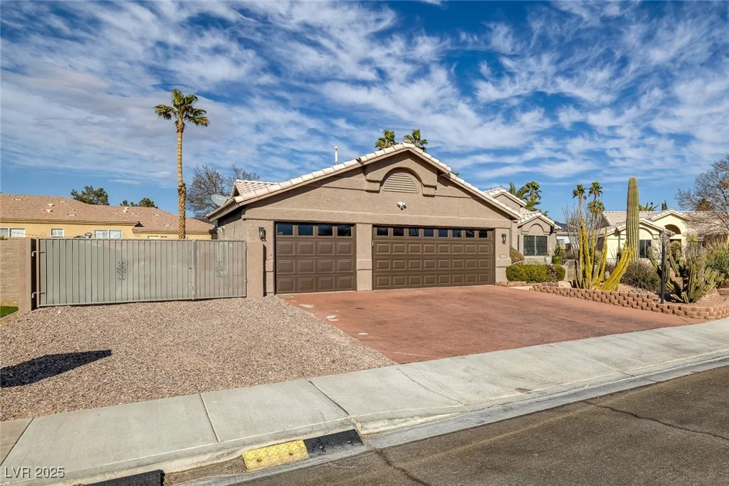 6308 Canyon Ridge, Las Vegas, NV 89108