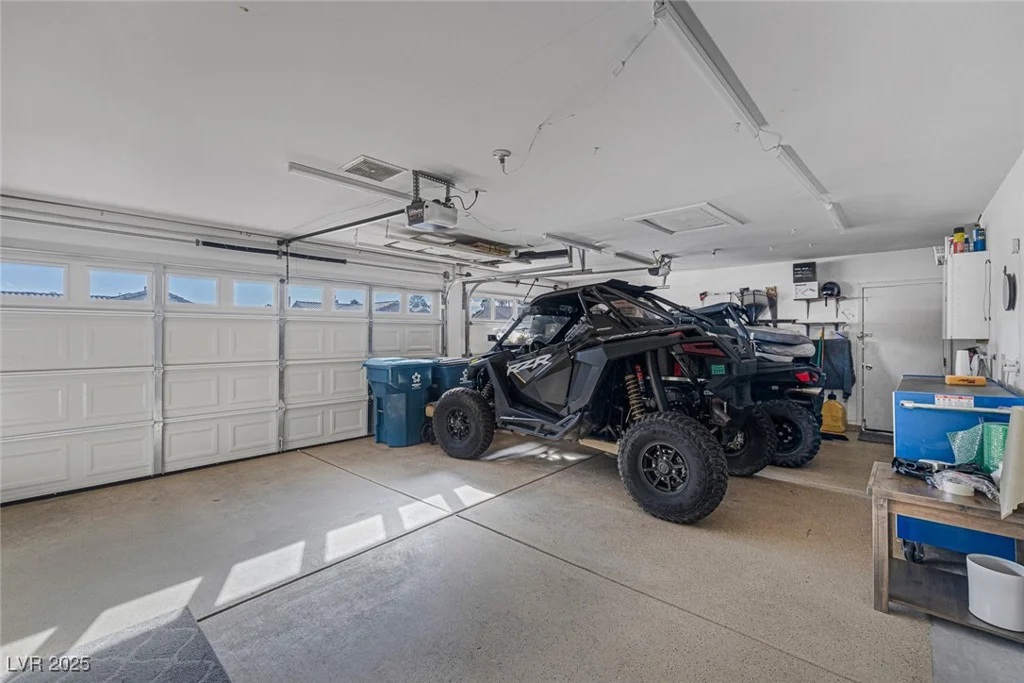 6308 Canyon Ridge, Las Vegas, NV 89108
