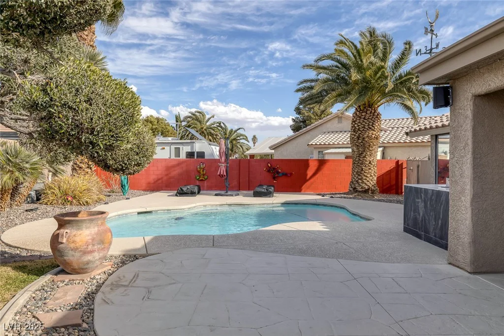 6308 Canyon Ridge, Las Vegas, NV 89108
