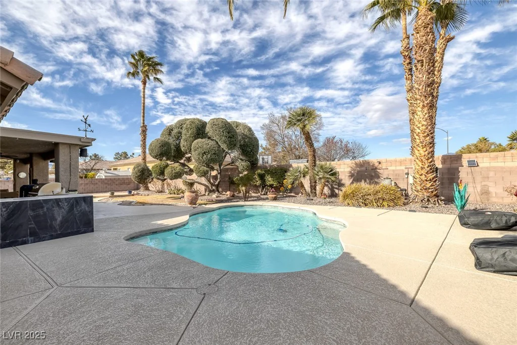 6308 Canyon Ridge, Las Vegas, NV 89108