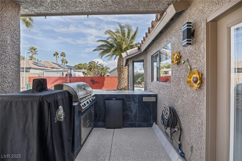 6308 Canyon Ridge, Las Vegas, NV 89108