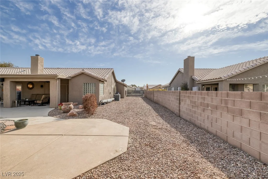 6308 Canyon Ridge, Las Vegas, NV 89108