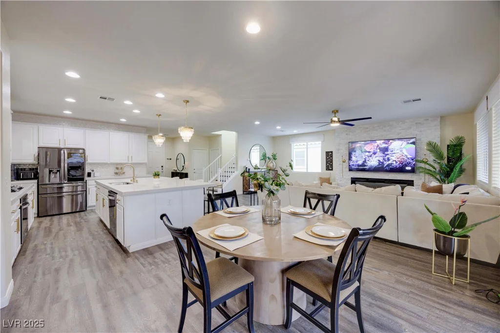 3846 Neal, Las Vegas, NV 89141