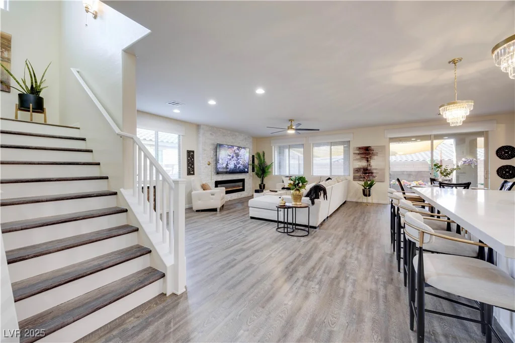 3846 Neal, Las Vegas, NV 89141