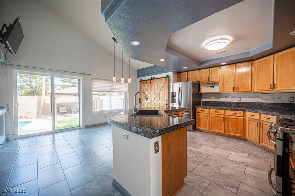 220 Hollyfern, Henderson, NV 89074