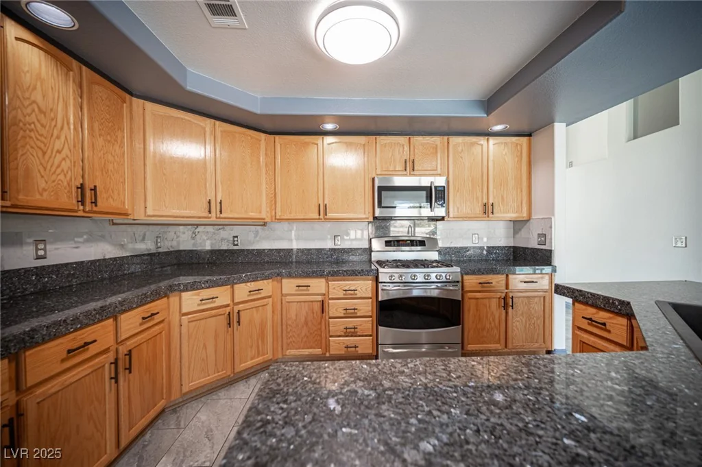 220 Hollyfern, Henderson, NV 89074
