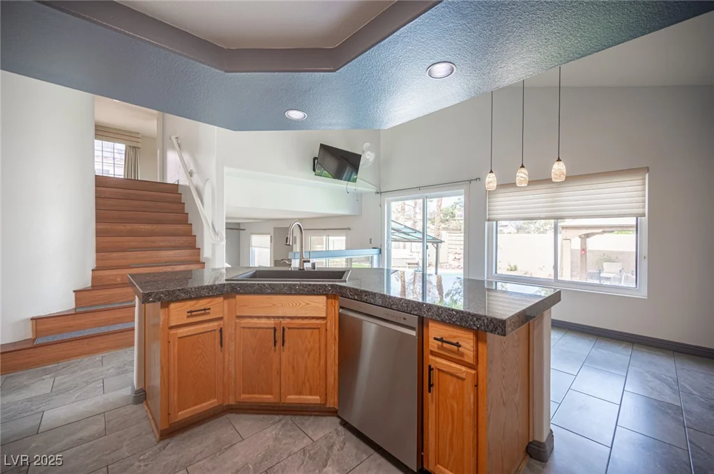 220 Hollyfern, Henderson, NV 89074