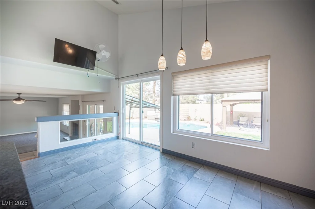220 Hollyfern, Henderson, NV 89074