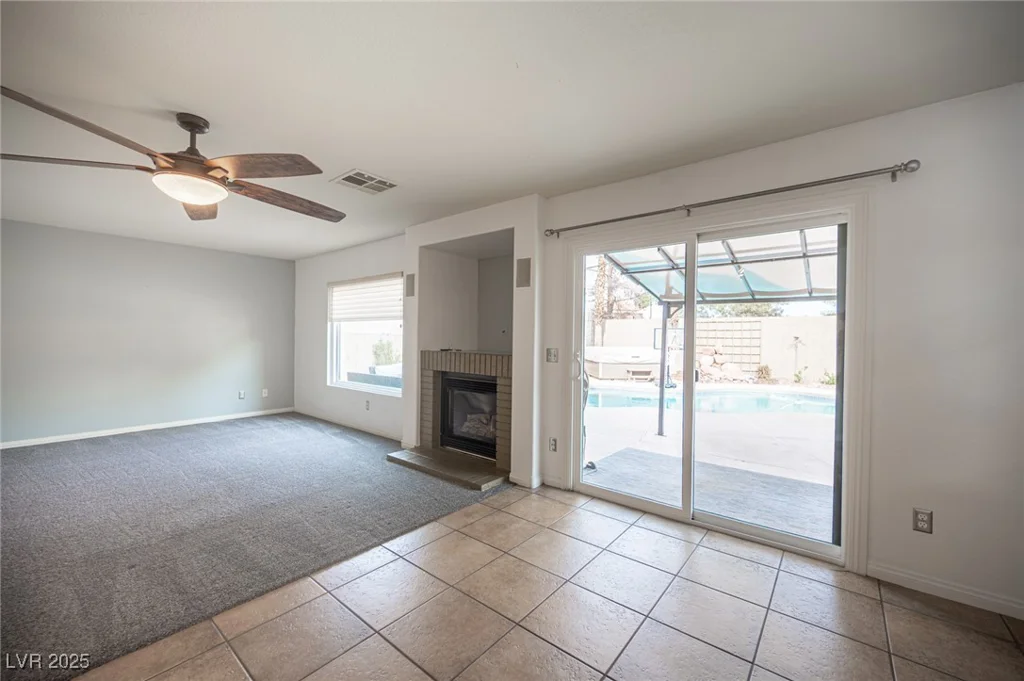 220 Hollyfern, Henderson, NV 89074