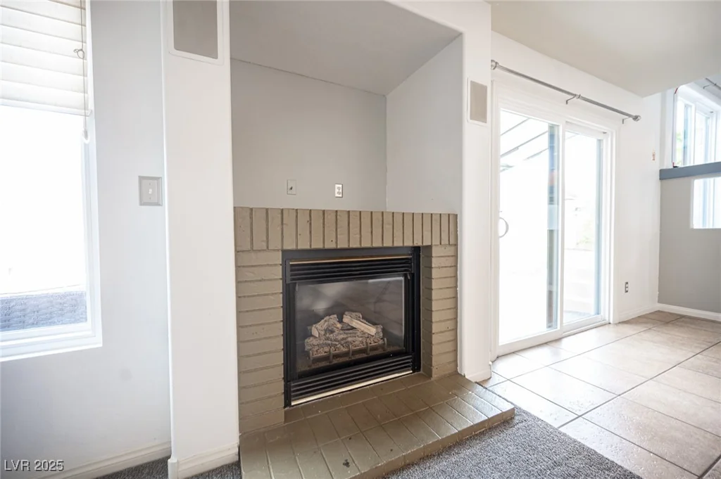 220 Hollyfern, Henderson, NV 89074