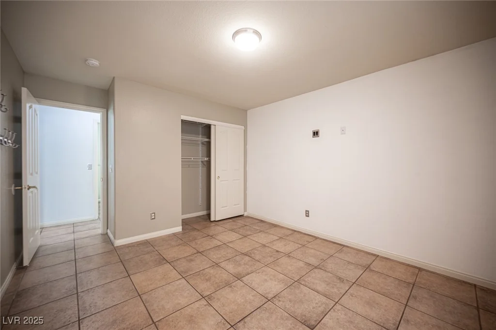 220 Hollyfern, Henderson, NV 89074