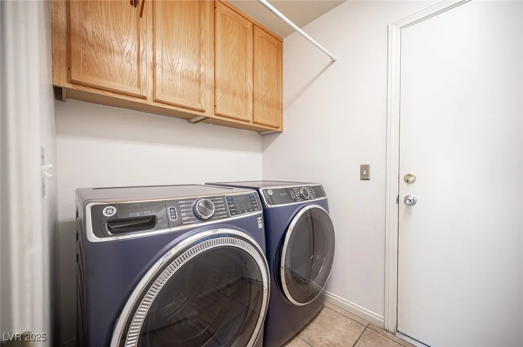 220 Hollyfern, Henderson, NV 89074