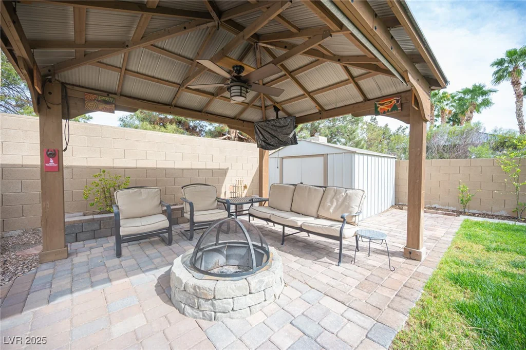 220 Hollyfern, Henderson, NV 89074
