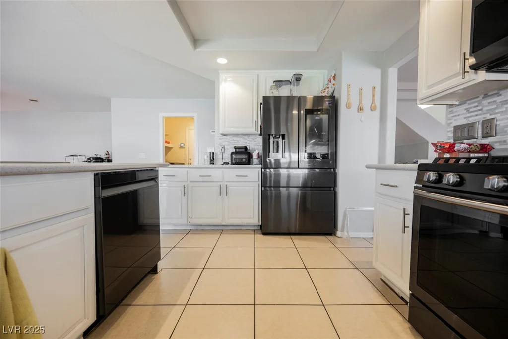 664 Mystic Cliffs, Las Vegas, NV 89183