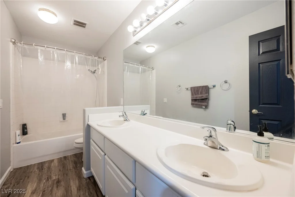 664 Mystic Cliffs, Las Vegas, NV 89183