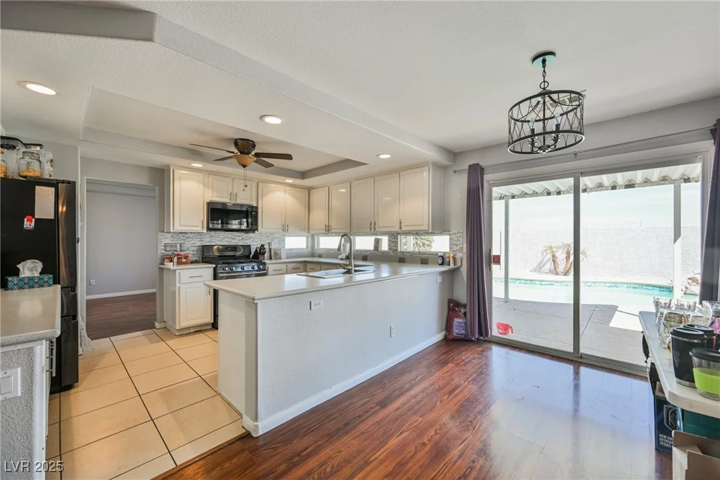 664 Mystic Cliffs, Las Vegas, NV 89183