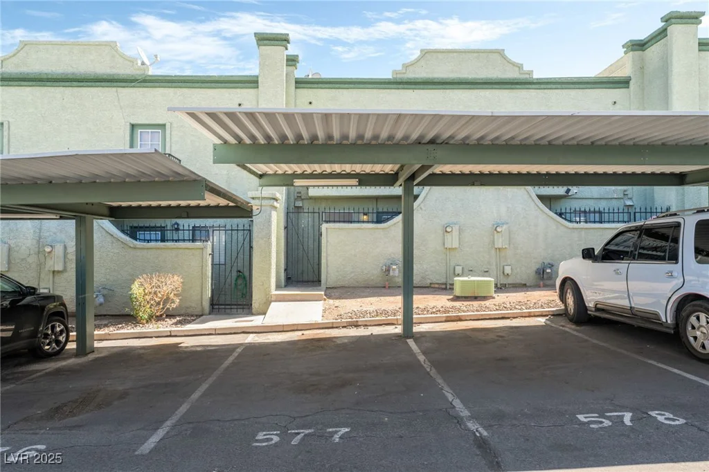 7084 Burcot, Las Vegas, NV 89156