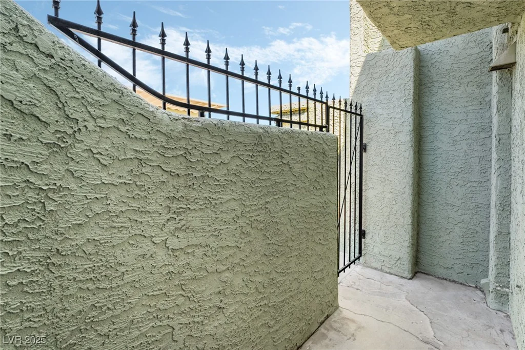 7084 Burcot, Las Vegas, NV 89156