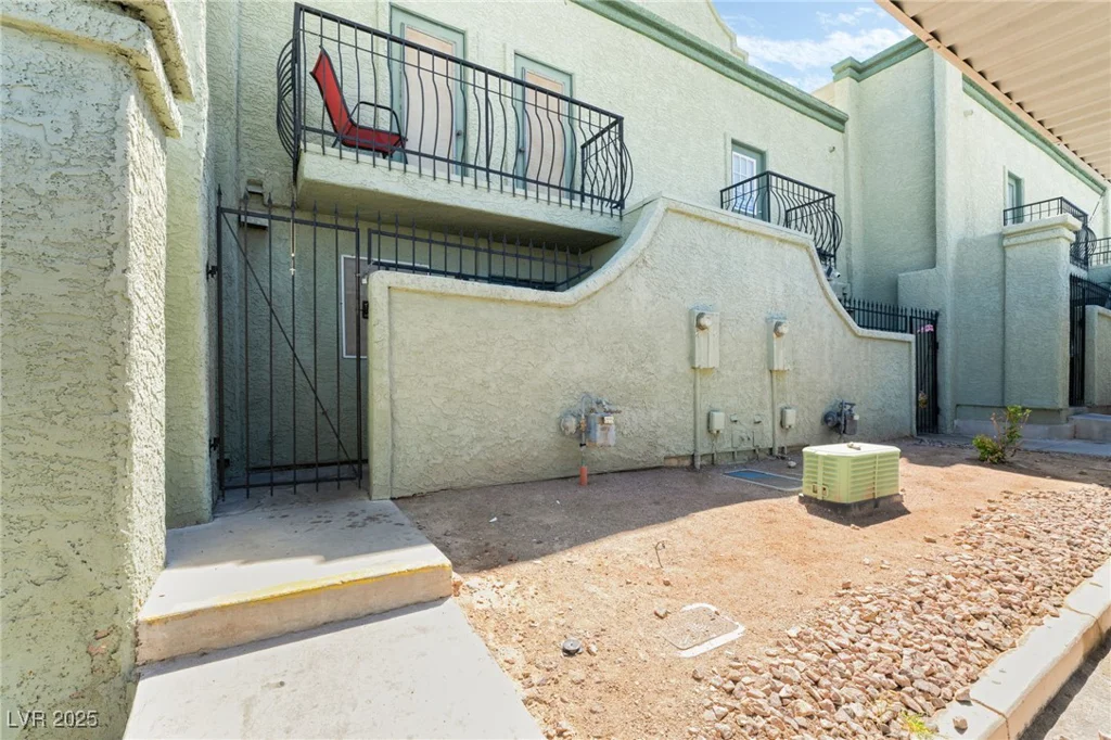 7084 Burcot, Las Vegas, NV 89156