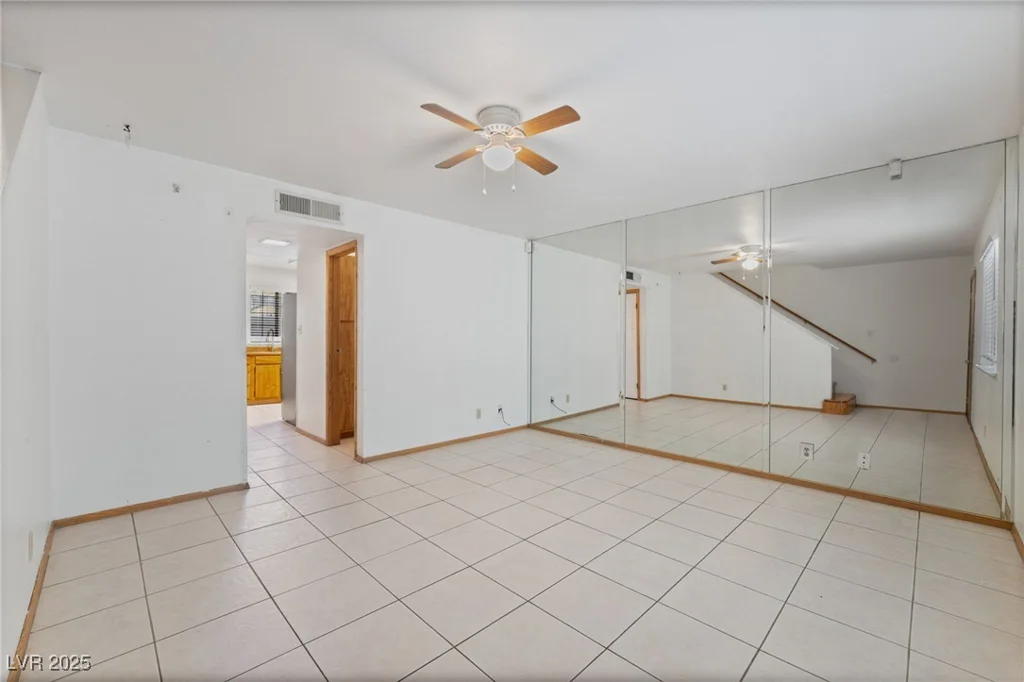7084 Burcot, Las Vegas, NV 89156